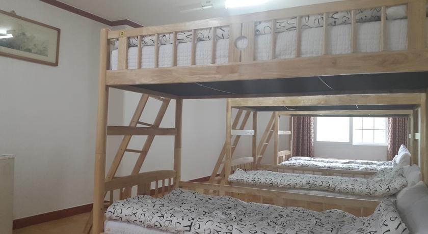 The Red House Motel Sokcho Room photo